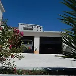 Arleta טרוגיר